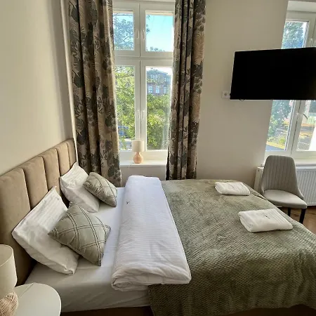 Foksal Rooms- Z Prywatnymi Lazienkami Tuz Przy Dworcu Pkp- Agapella Sopot