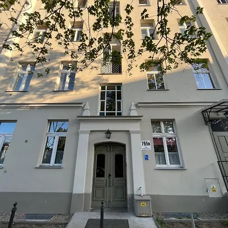 Foksal Rooms- Z Prywatnymi Lazienkami Tuz Przy Dworcu Pkp- Agapella